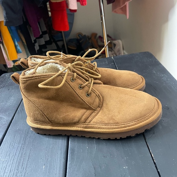 Men\'s Brown Suede Boots
